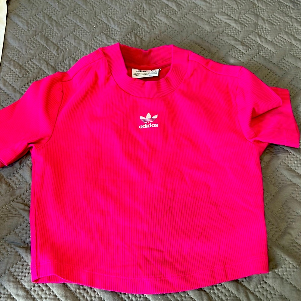 Adidas T-shirt